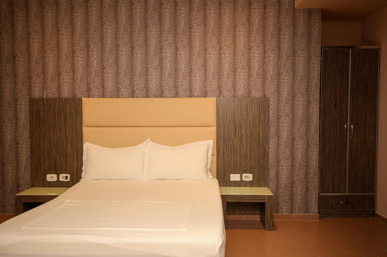Hotel Aliko Vlorë 외부 사진