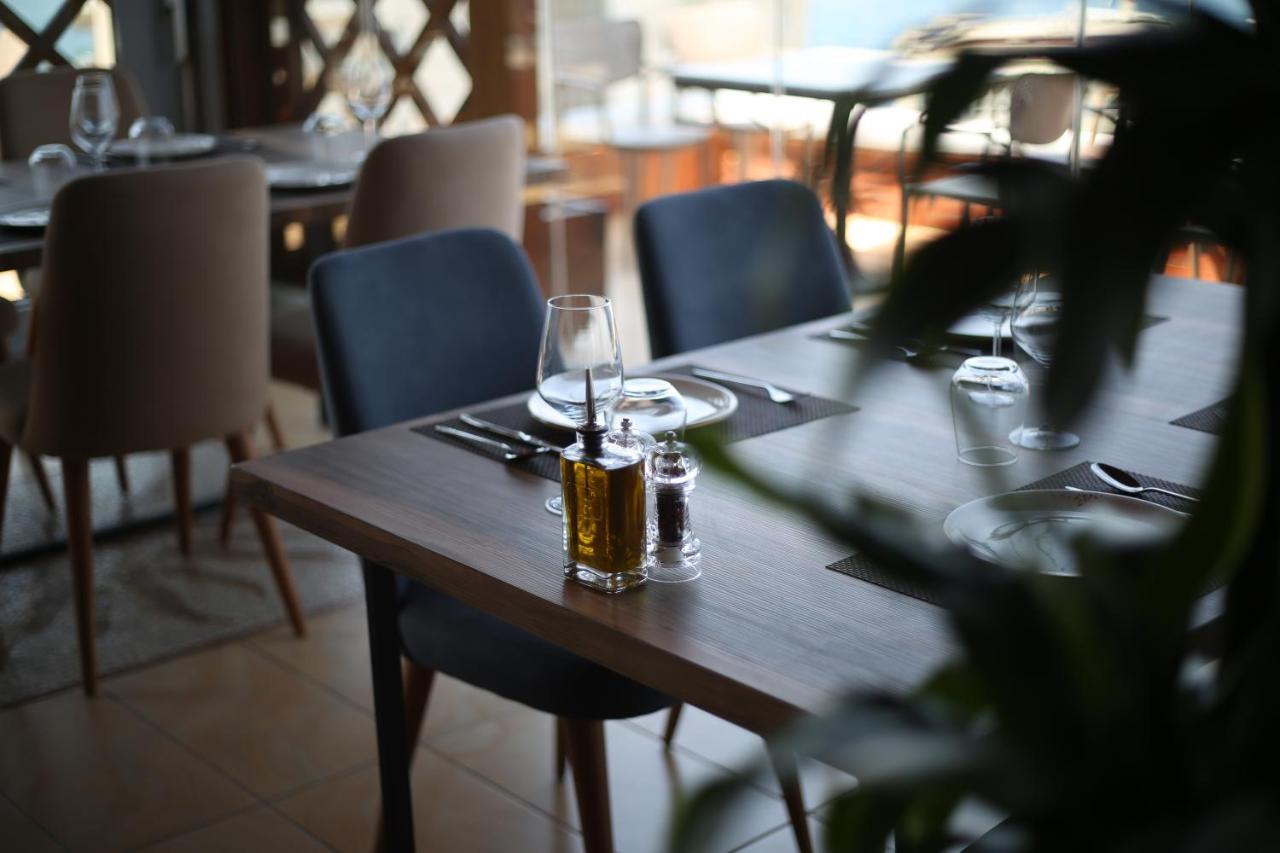 Hotel Aliko Vlorë 외부 사진